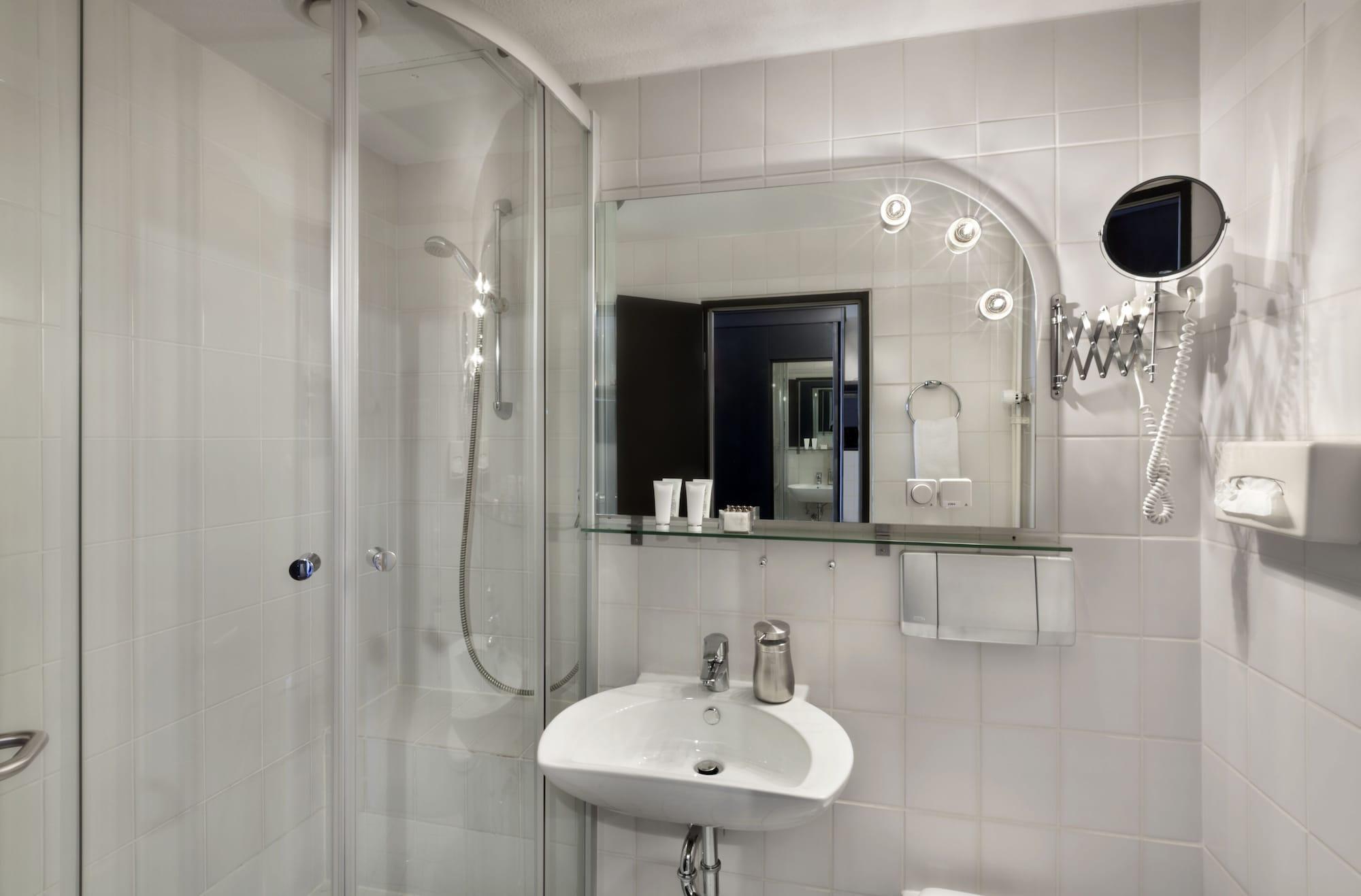 ホテル Tryp バイ ウィンダム バッド ブラムステット バート・ブラームシュテト 部屋 写真